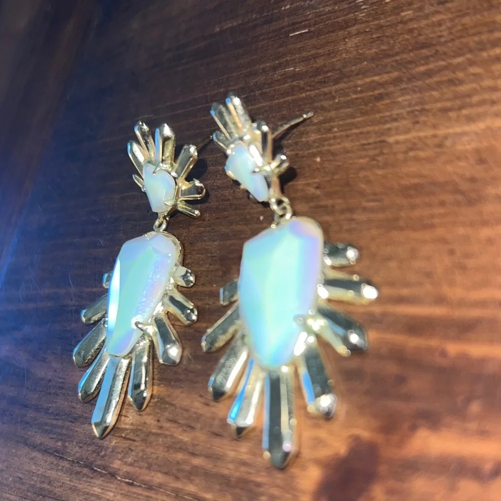 Kendra Scott Vintage Gold and Iridescent “Avant Garden” Earrings - Picture 8 of 10